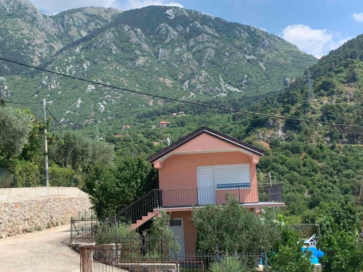 Apartamento Ostojic Lux Apartman Kotor Exterior foto
