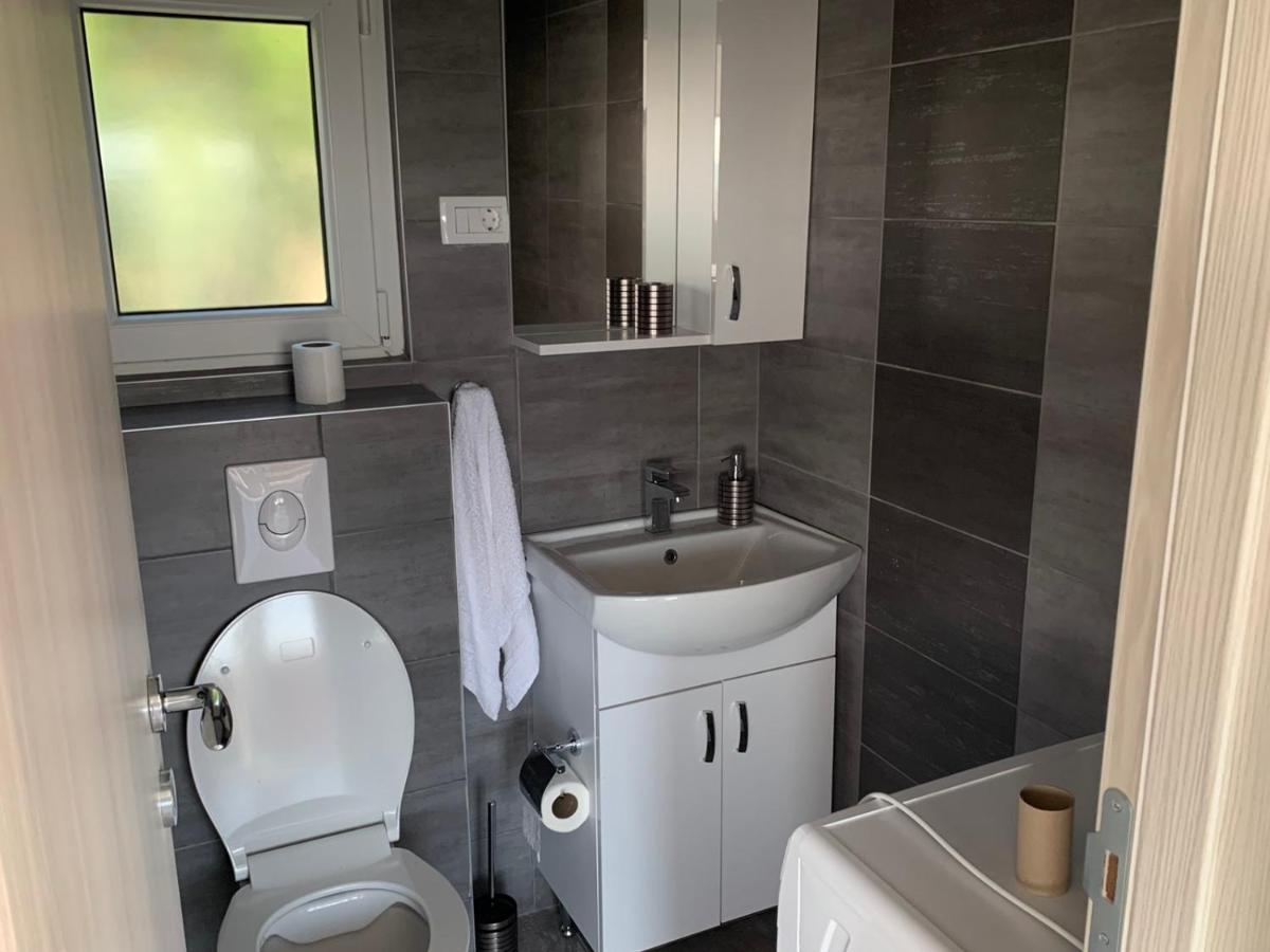 Apartamento Ostojic Lux Apartman Kotor Exterior foto