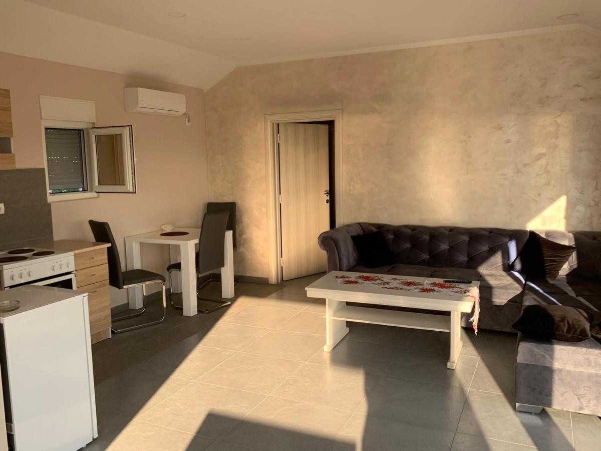 Apartamento Ostojic Lux Apartman Kotor Exterior foto